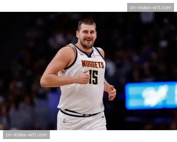 掘金136-120大胜公牛，约基奇22分14篮板17助攻收获第182次三双