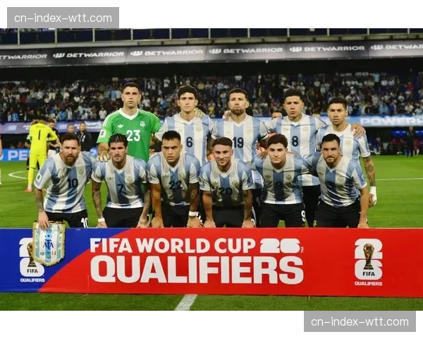 世预赛南美区：阿根廷3-0乌拉圭，梅西传射建功